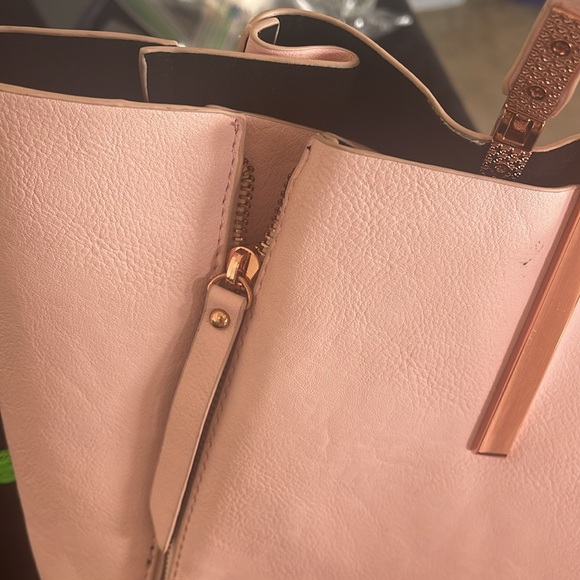 Pink leather with rose gold - Picture 5 of 5